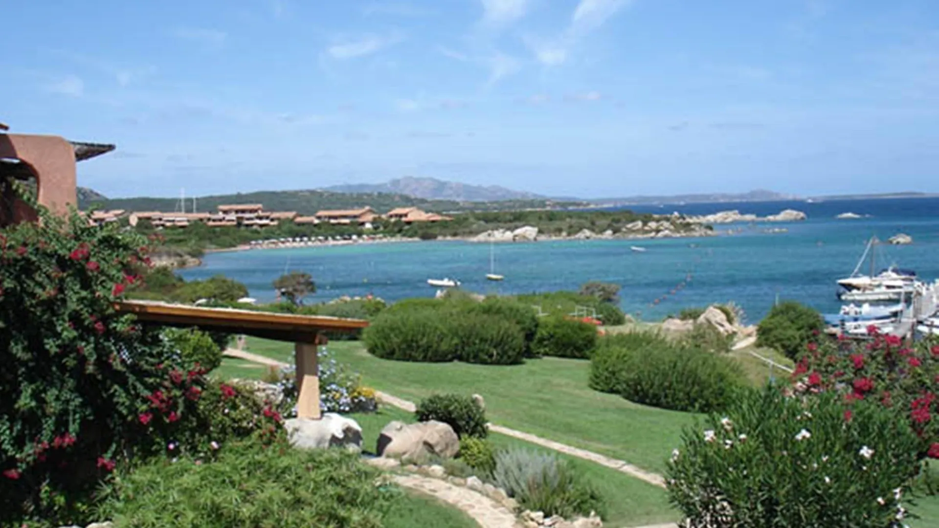 Appartement Villaggio Marineledda Marinella  Italië